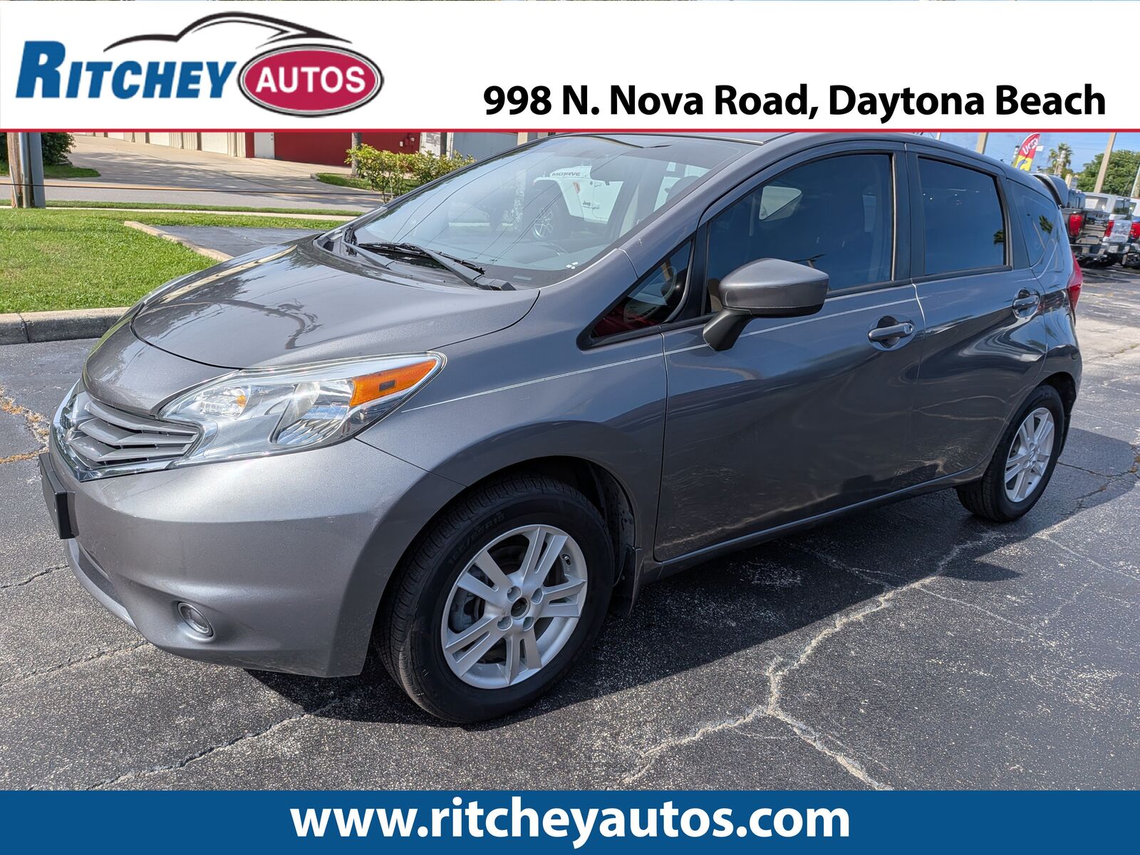 2016 NISSAN Versa