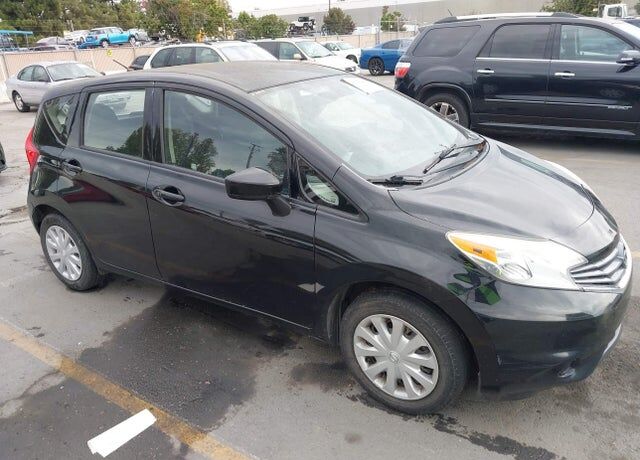 2015 NISSAN Versa