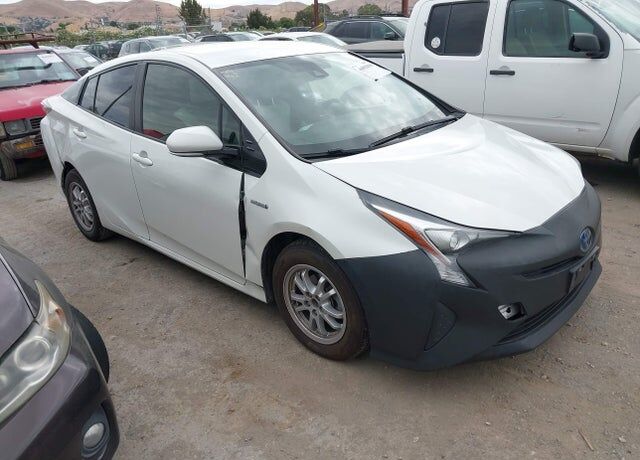 2017 TOYOTA PRIUS