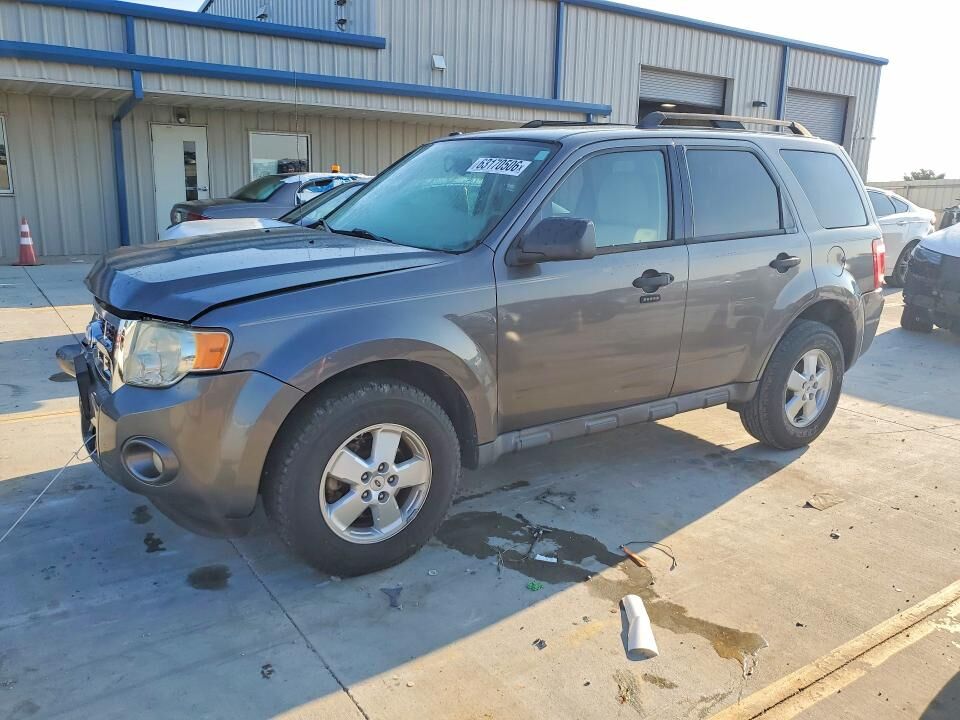 2010 FORD Escape