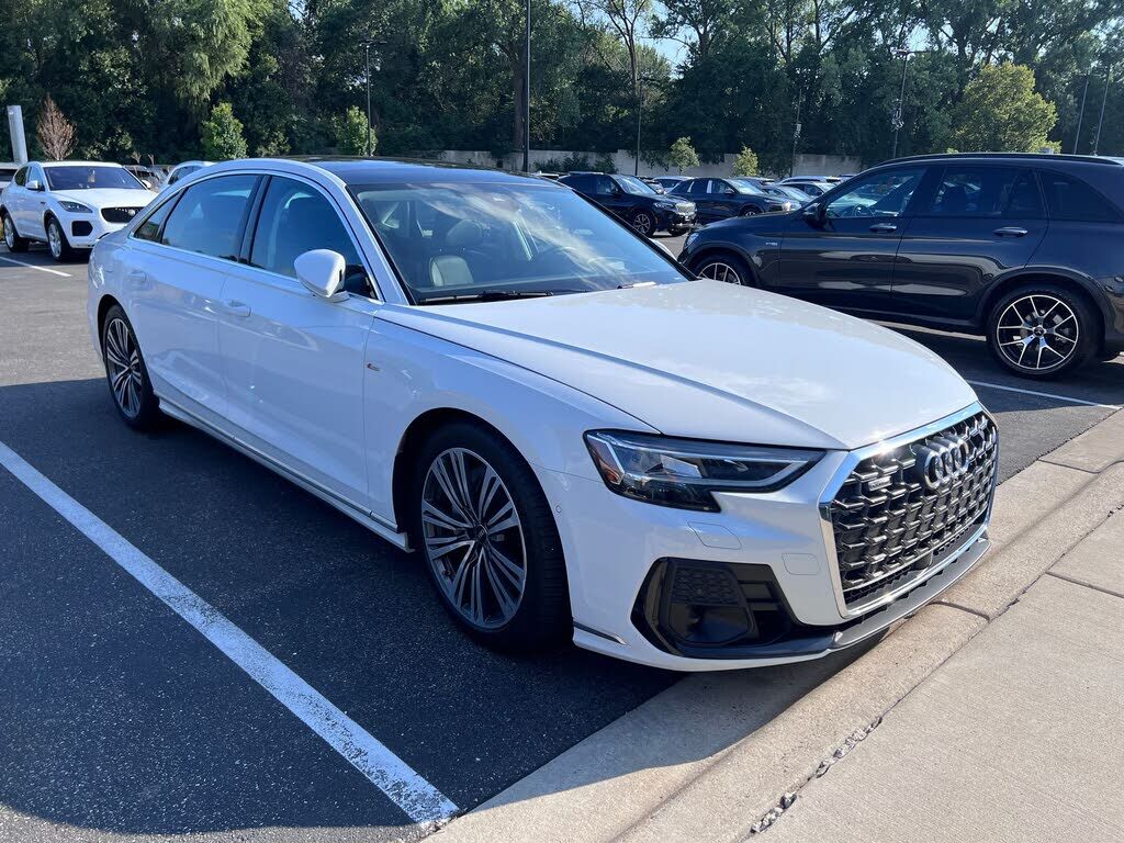 2022 AUDI A8 L