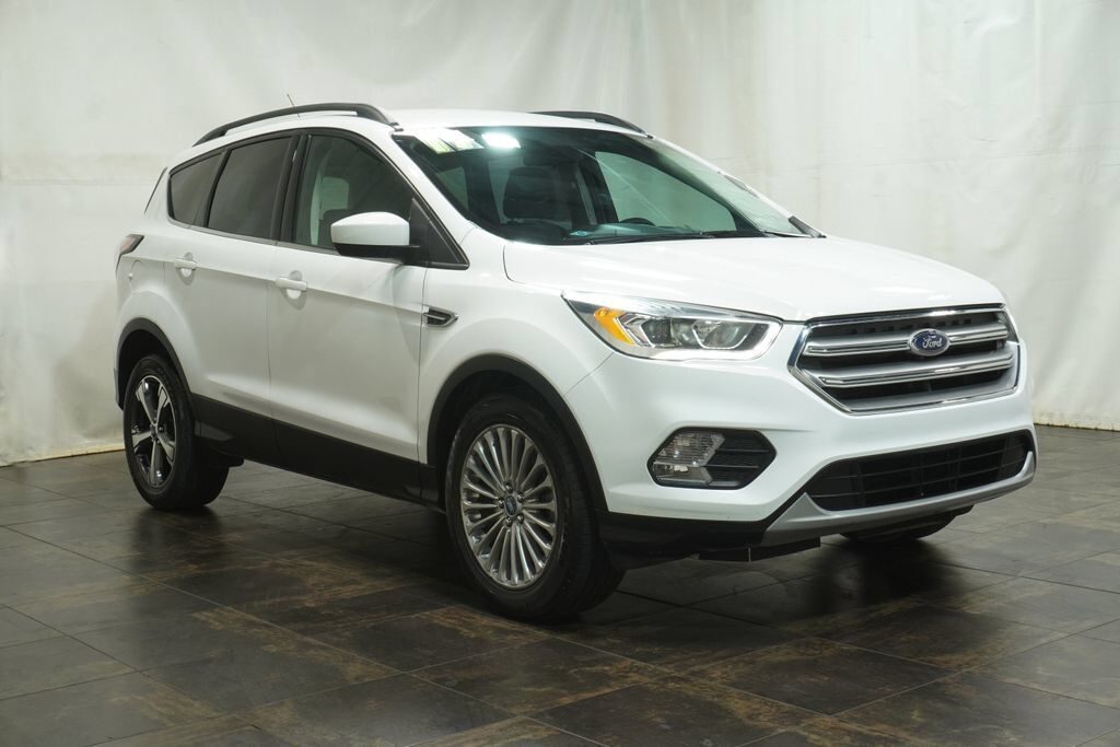 2017 FORD Escape