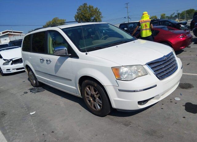 2008 CHRYSLER Town and Country
