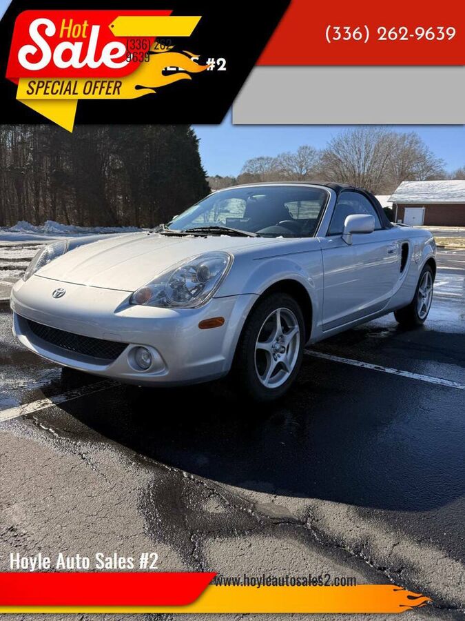 2003 TOYOTA MR2