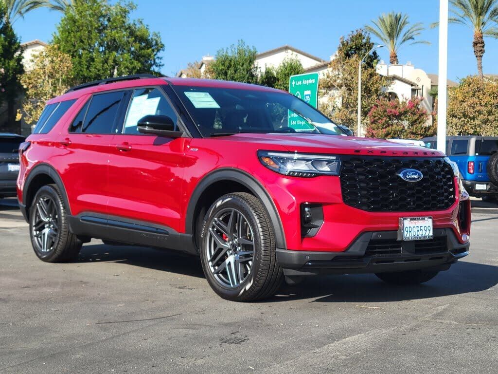 2025 FORD Explorer