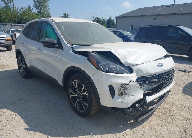 2022 FORD Escape
