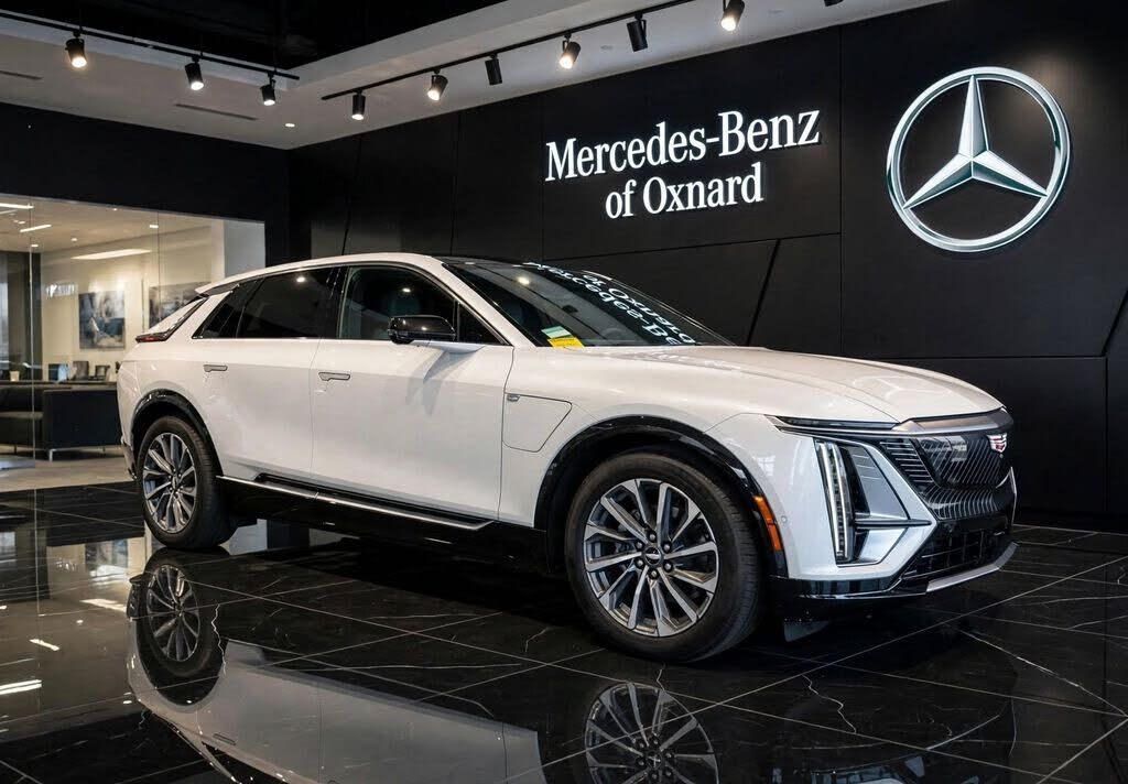 2024 CADILLAC Lyriq