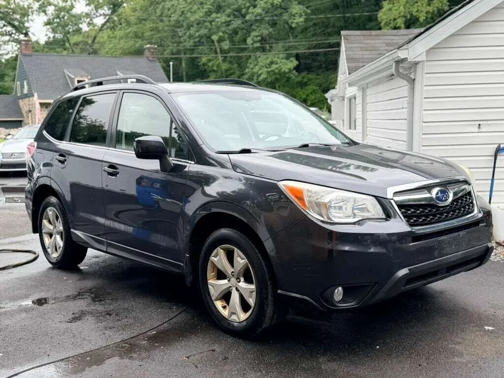 2014 SUBARU Forester