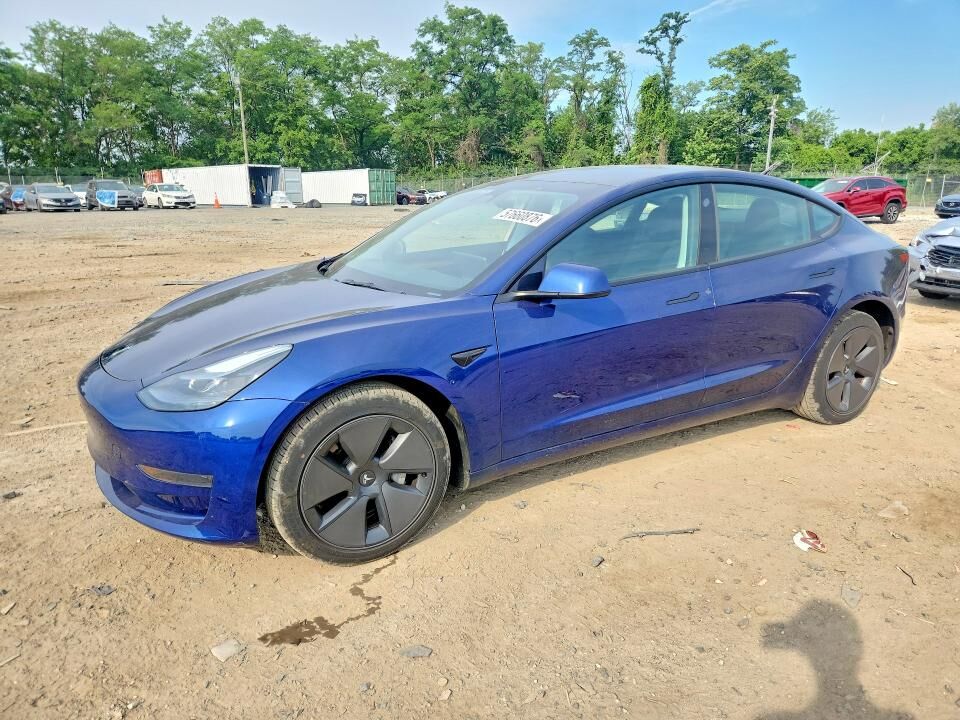 2023 TESLA Model 3