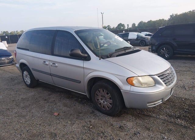 2006 CHRYSLER Town and Country