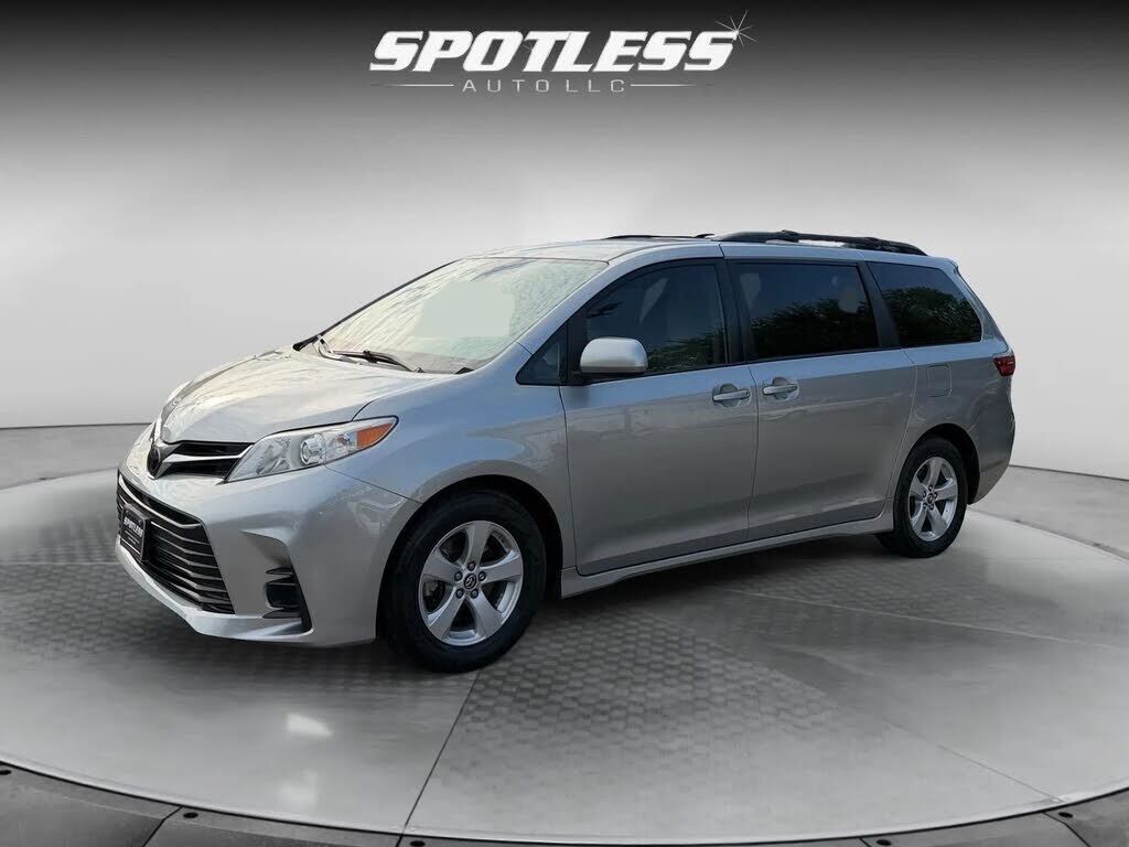 2020 TOYOTA Sienna