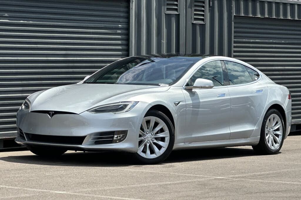 2018 TESLA Model S