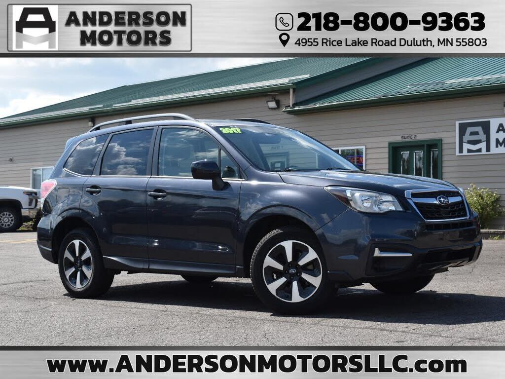 2017 SUBARU Forester