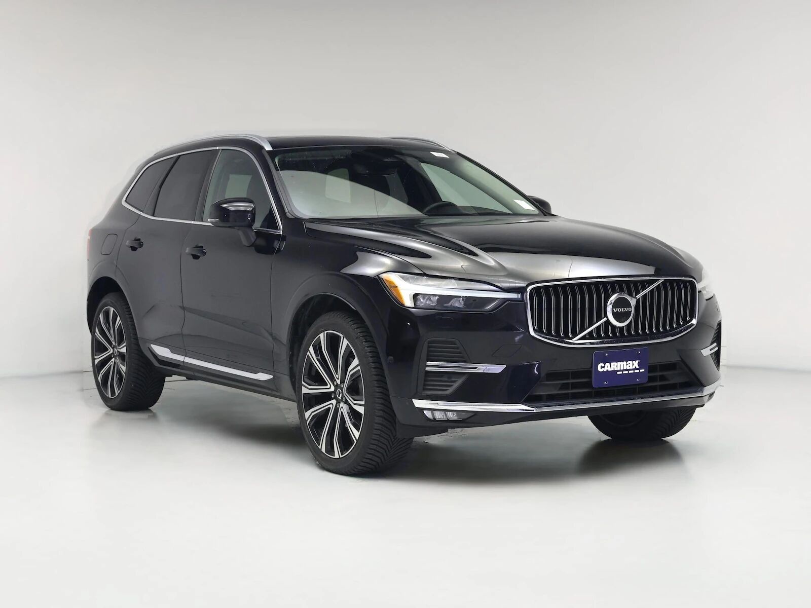 2023 VOLVO XC60