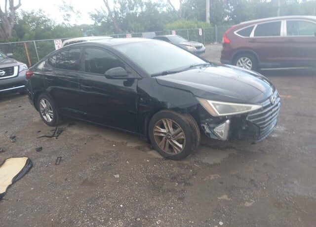 2019 HYUNDAI Elantra