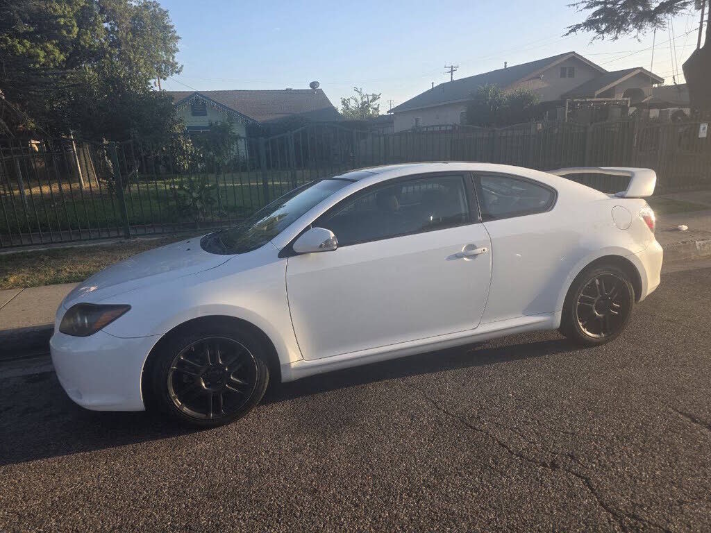 2009 TOYOTA SCION