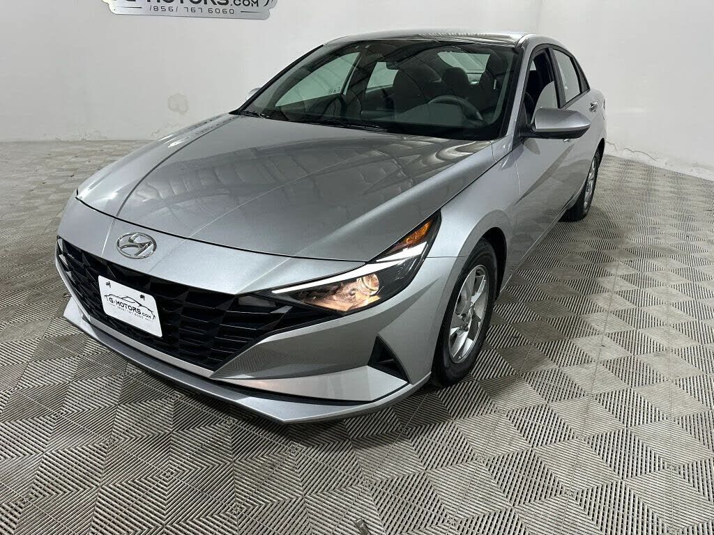 2021 HYUNDAI Elantra