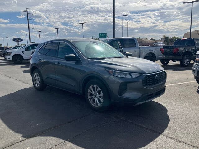 2023 FORD Escape