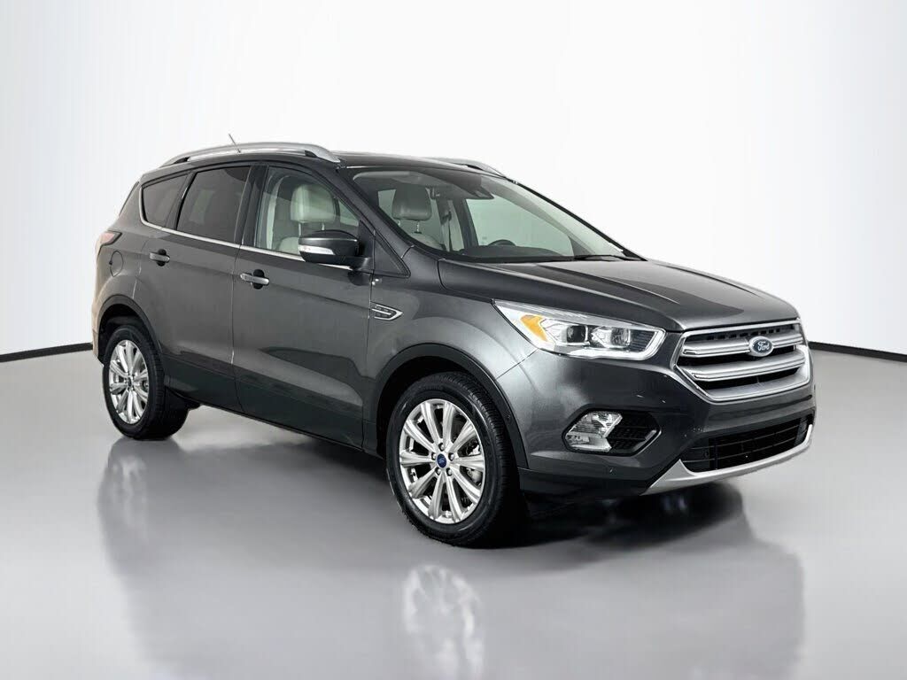 2017 FORD Escape