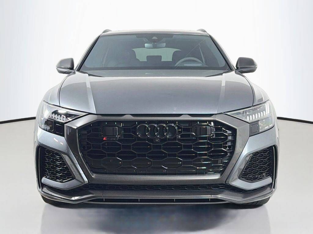 2024 Audi RS Q8