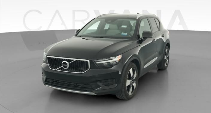 2019 VOLVO XC40