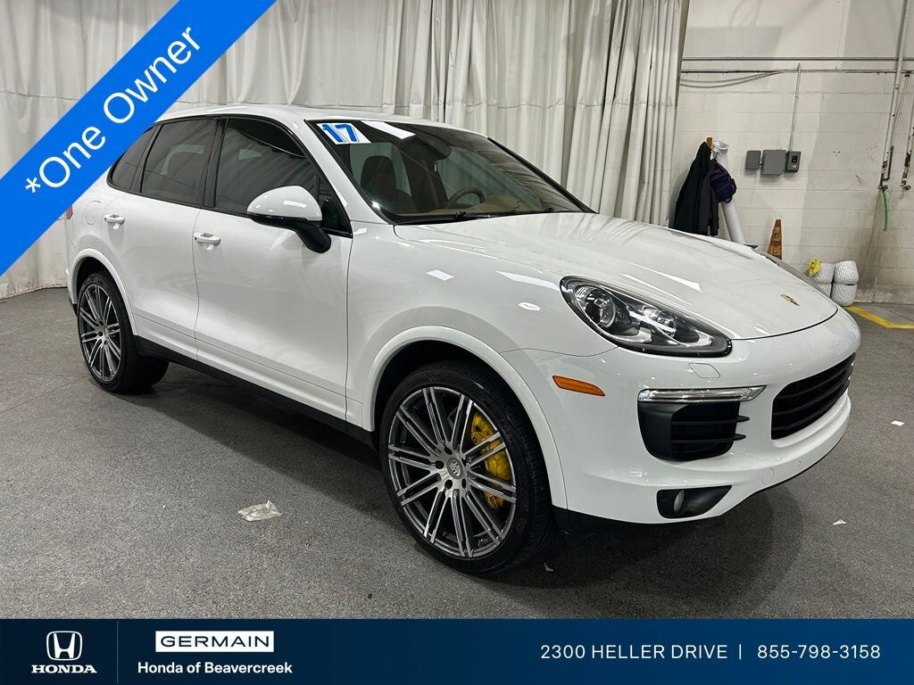2017 PORSCHE Cayenne