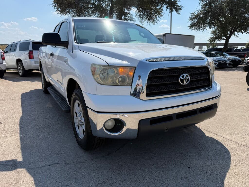 2008 TOYOTA Tundra