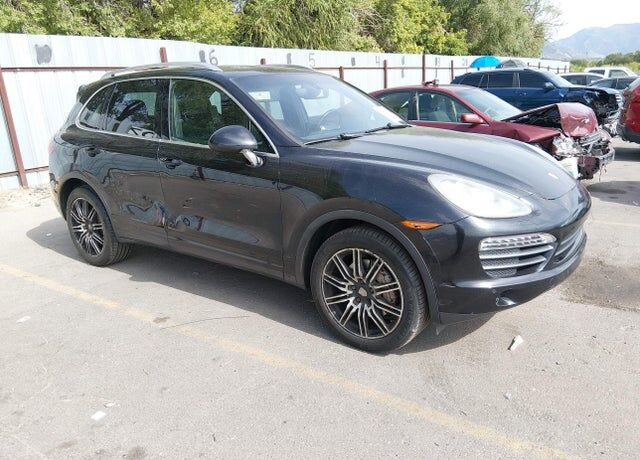2012 PORSCHE Cayenne