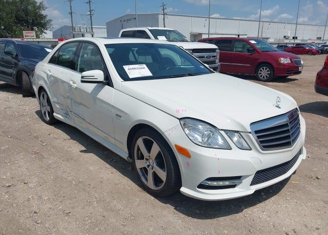 2012 MERCEDES-BENZ E-Class