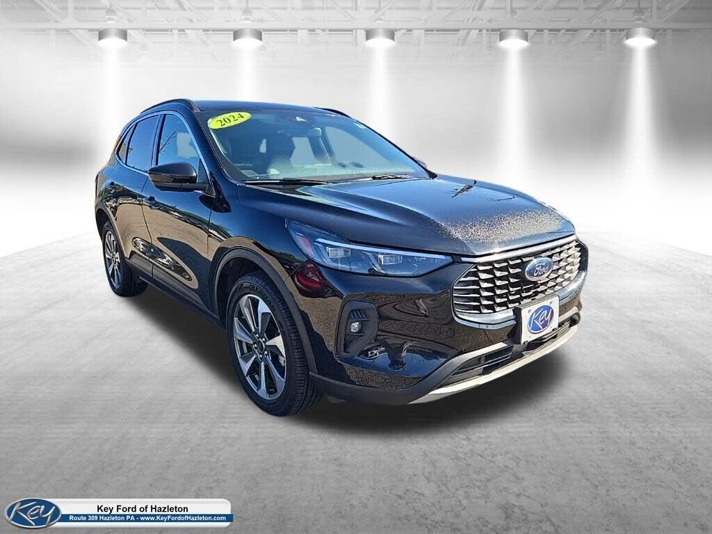 2024 FORD Escape