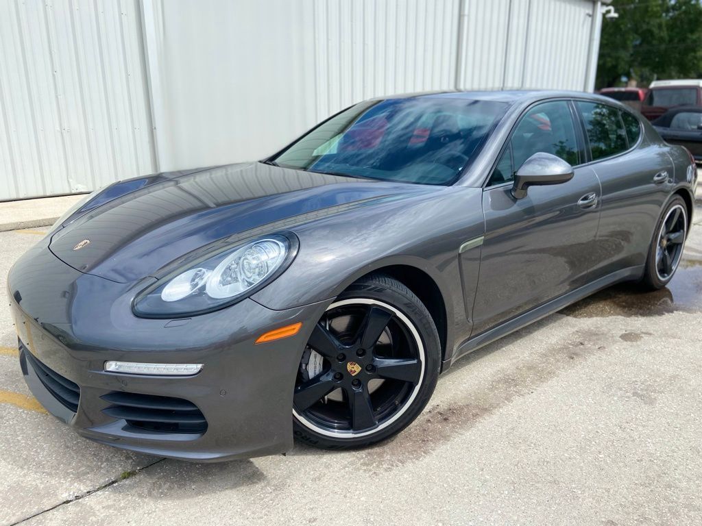 2015 PORSCHE Panamera