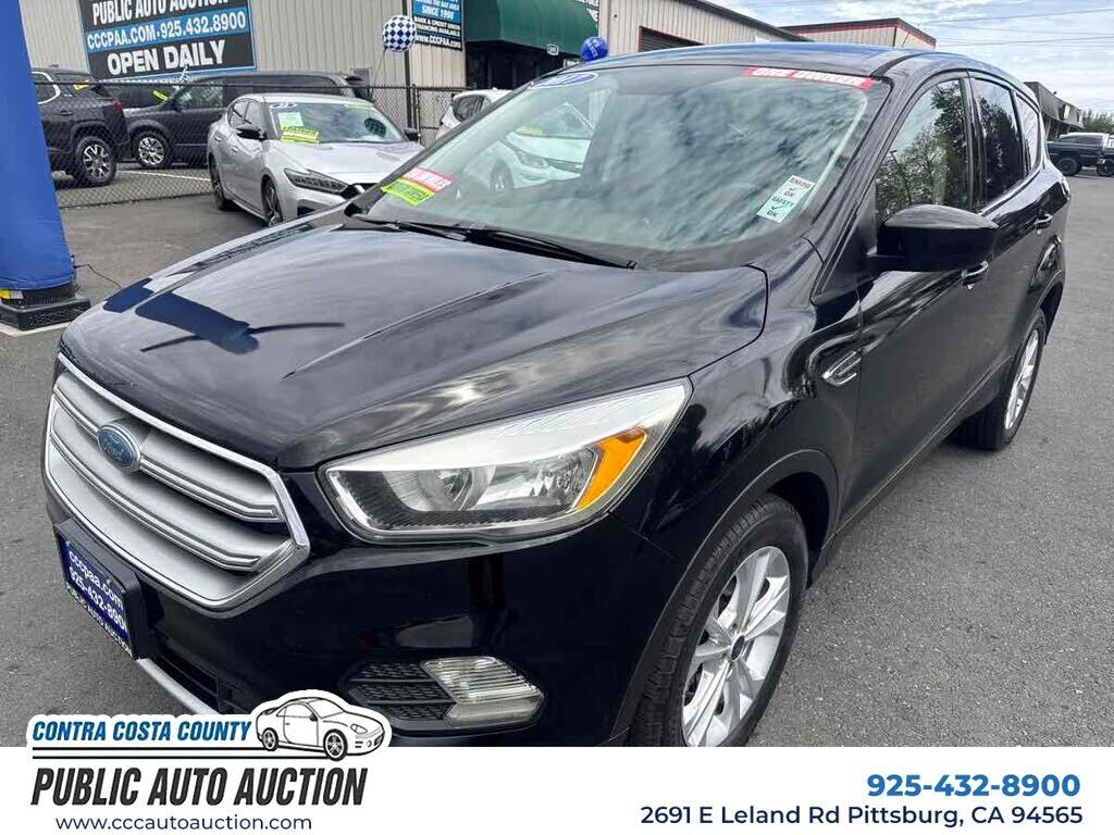 2017 FORD Escape
