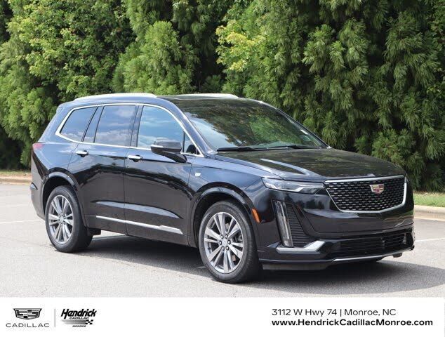2025 CADILLAC XT6