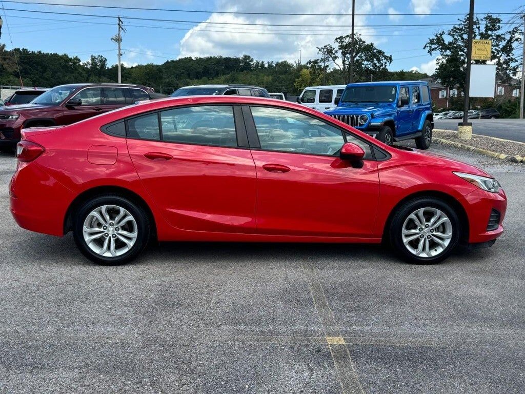 2019 CHEVROLET Cruze