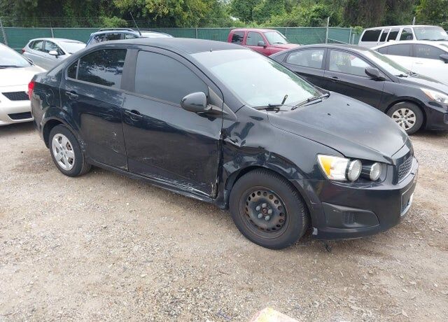 2013 CHEVROLET Sonic