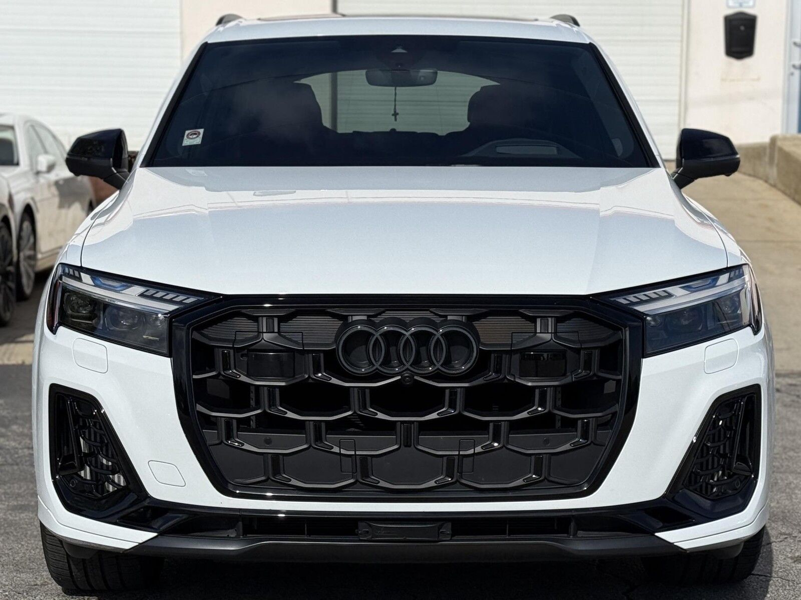 2025 Audi SQ7