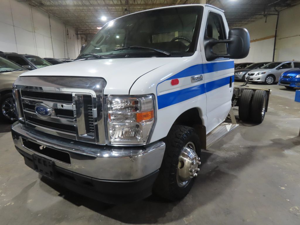 2021 FORD E-350
