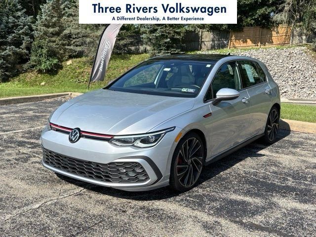 2022 VOLKSWAGEN Golf GTI