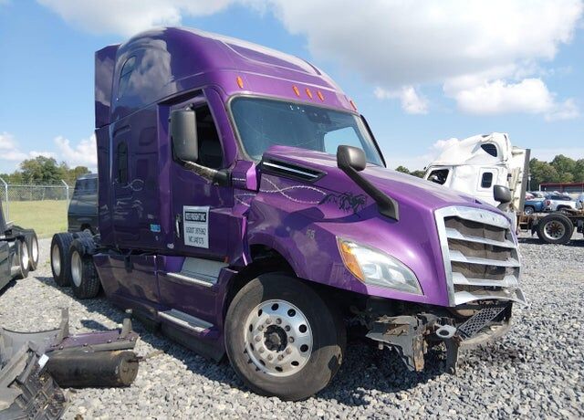 2020 FREIGHTLINER New Cascadia 126" Sleepercab