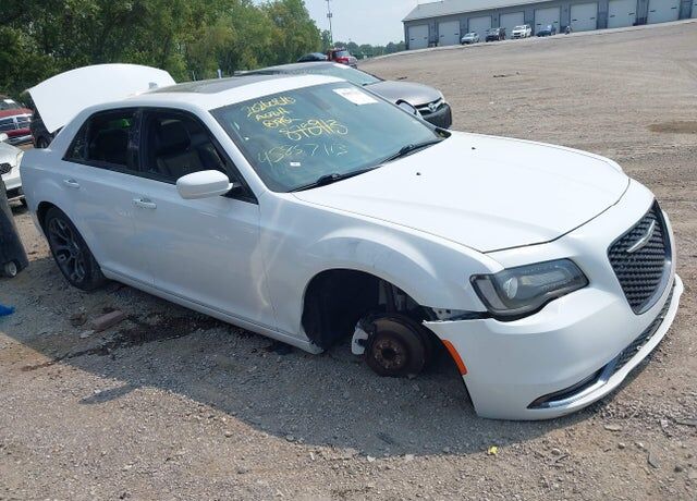 2015 CHRYSLER 300