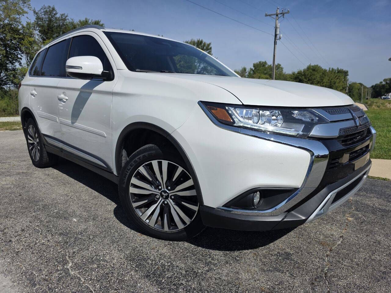 2020 MITSUBISHI Outlander