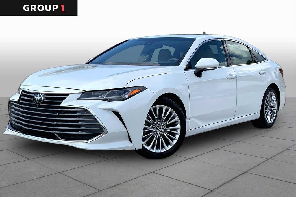 2019 TOYOTA Avalon