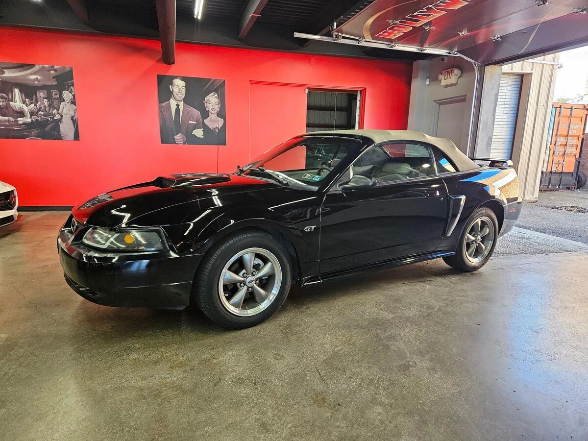 2001 FORD Mustang