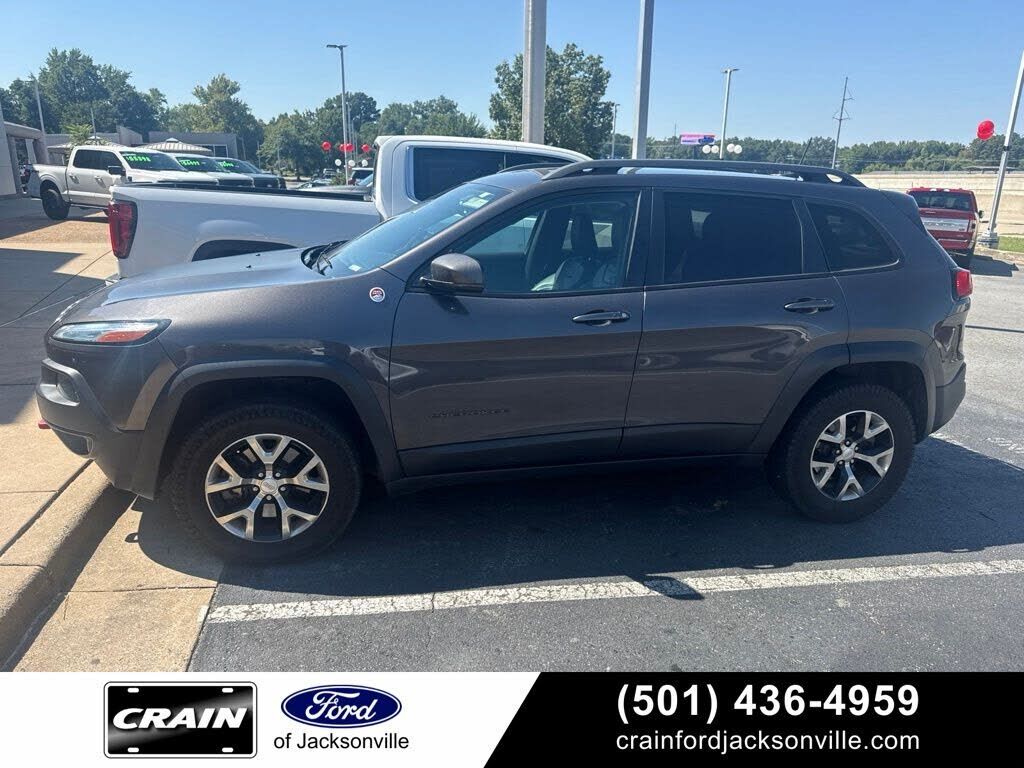 2018 JEEP Cherokee