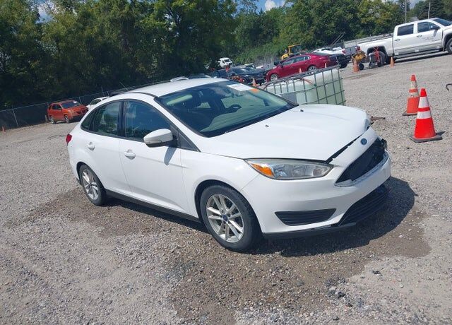 2017 FORD Focus