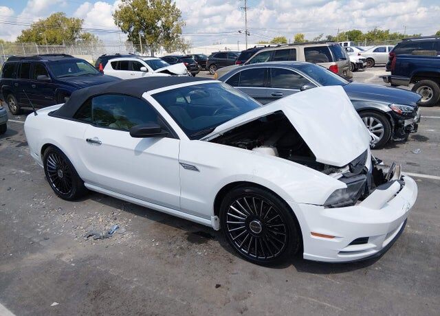 2014 FORD Mustang