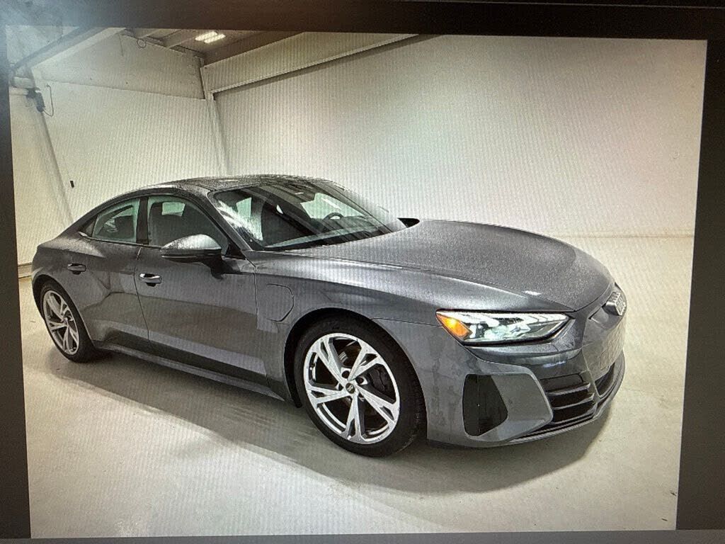 2023 AUDI e-tron GT