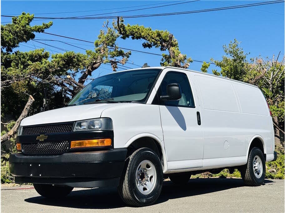 2018 CHEVROLET Express