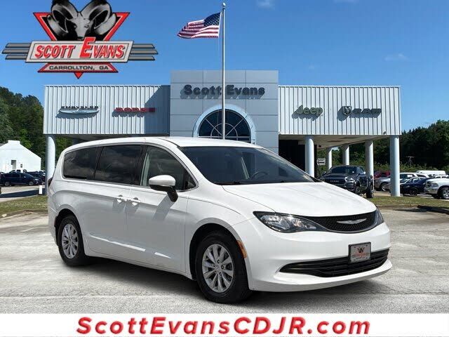 2017 CHRYSLER Pacifica