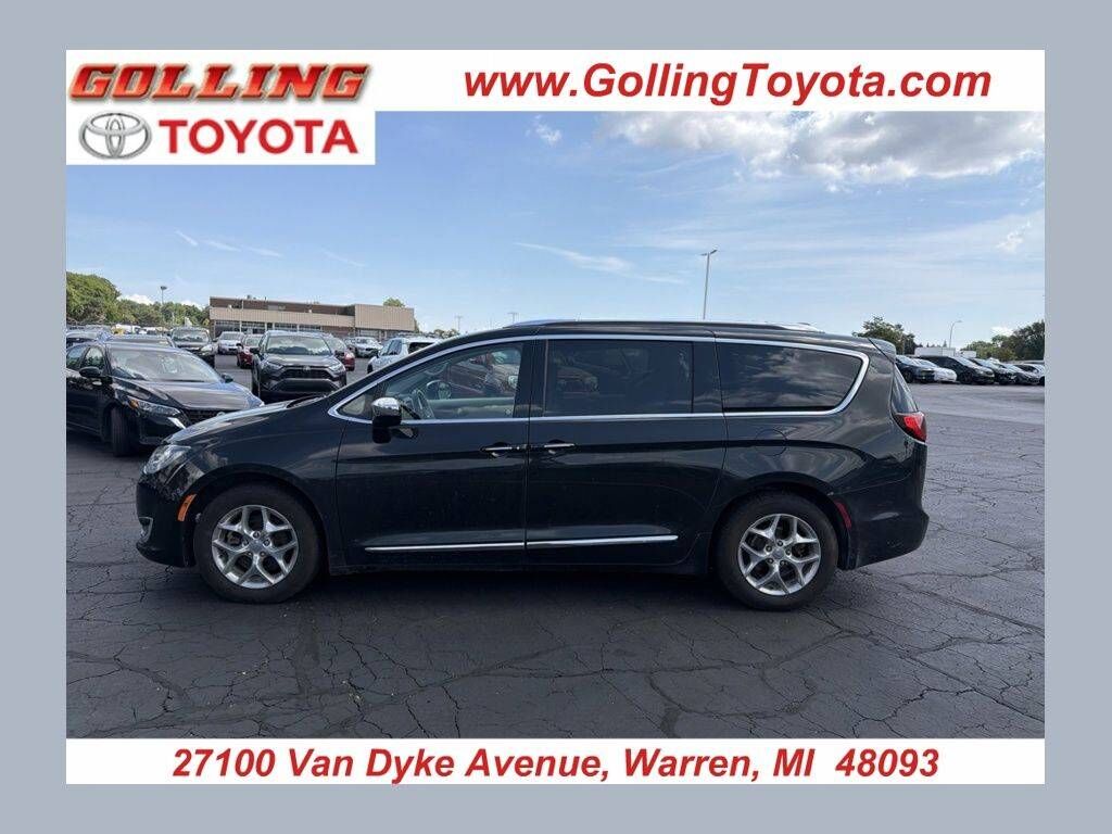 2017 CHRYSLER Pacifica